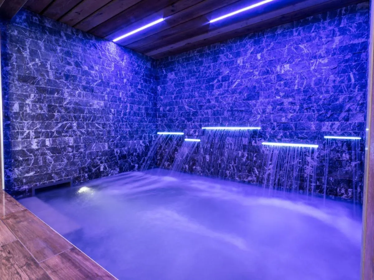 Rustic Apartment With A Fireplace And Wi-Fi In Arc 2000 Les Arcs  0*, Les Arcs (Savoie)