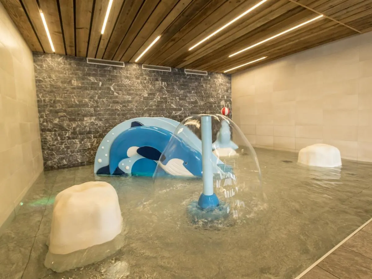 Rustic Apartment With A Fireplace And Wi-Fi In Arc 2000 Les Arcs