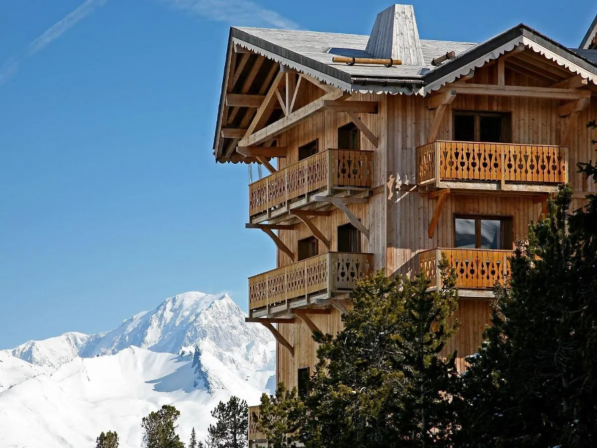Rustic Apartment With A Fireplace And Wi-Fi In Arc 2000 Les Arcs
